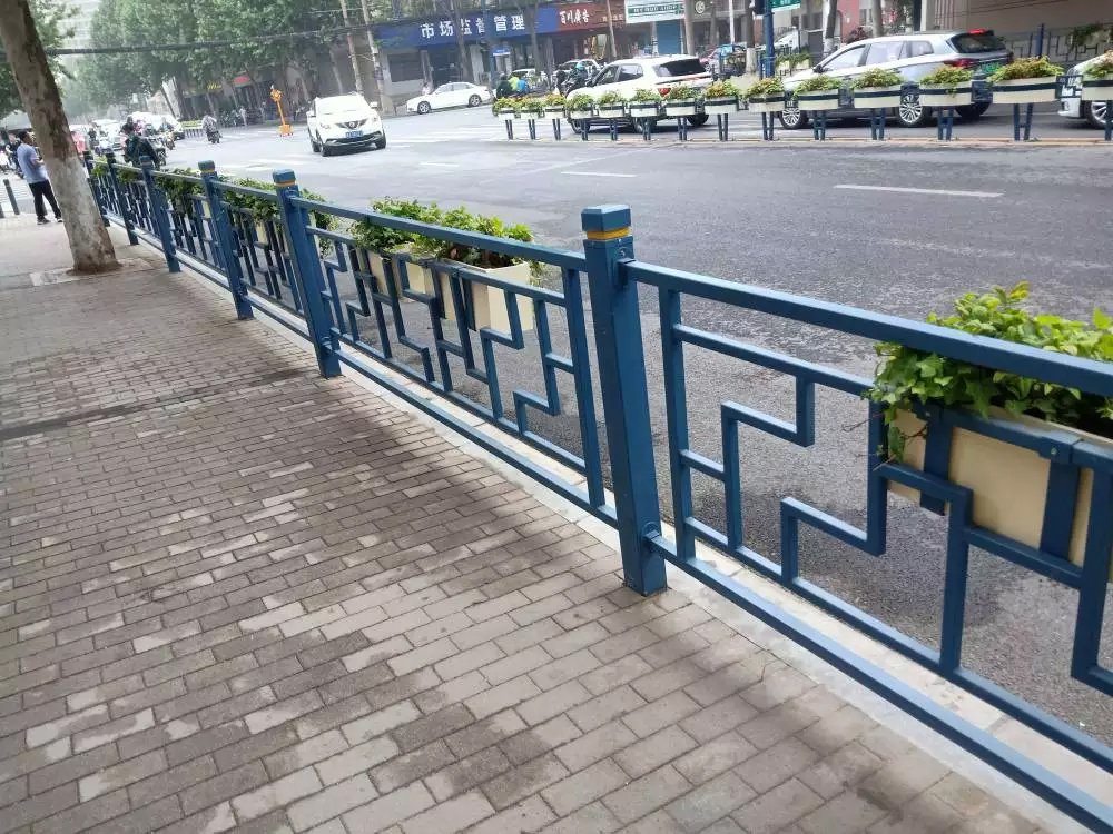 文化护栏