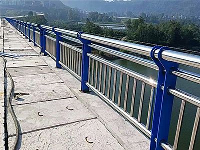 桥梁护栏